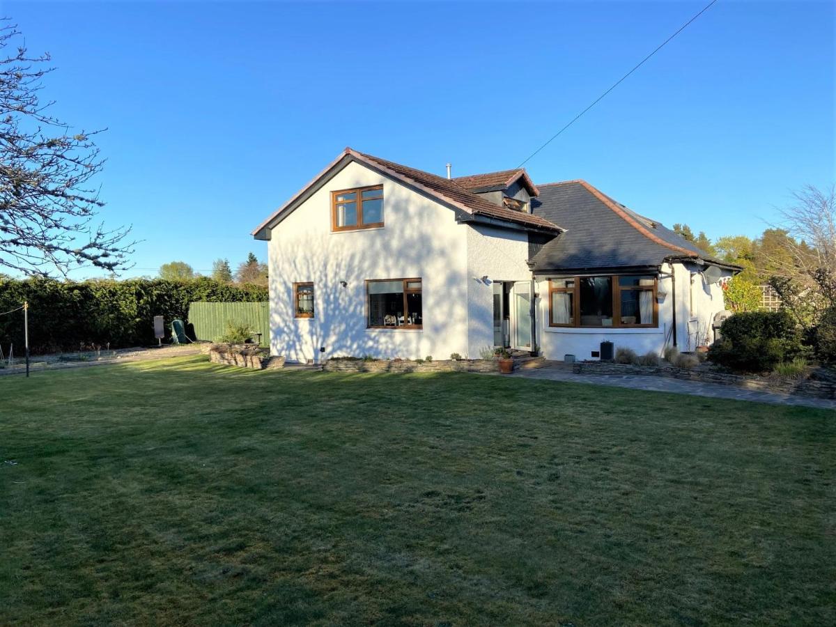 Chalet On The Green - Self Contained With Parking. Inshes Exterior photo